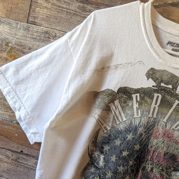 Peak Season American Tradition Buffalo Tee - Picture 2 of 12